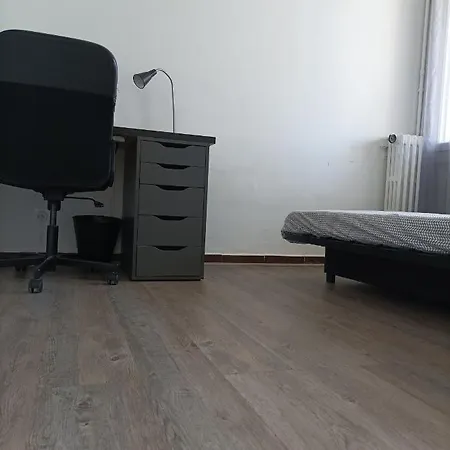 3 Chambres, 6 Personnes, Proche Plages Et Centre Ville, Parking Gratuit Appartamento *