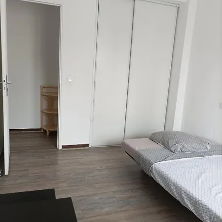 3 Chambres, 6 Personnes, Proche Plages Et Centre Ville, Parking Gratuit Tolone